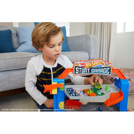 hot wheels stunt garage playset