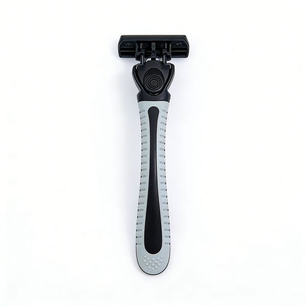 Plastic Razor Handle + 12 Blades