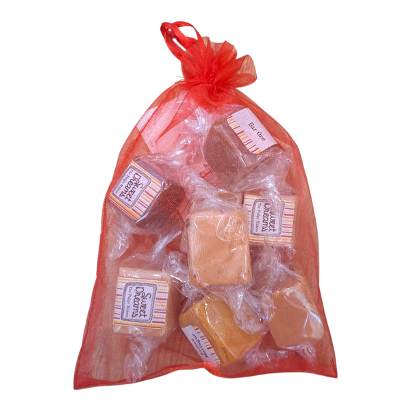 Gift Emporium - Handmade Fudge Red Gift Bag - 8 pack