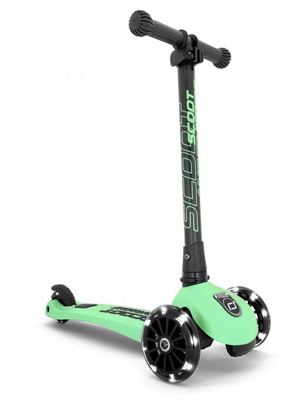 Highway Kick 3 LED Scooter - Kiwi