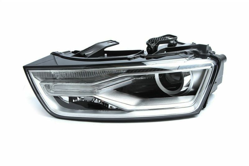 Audi Q3 2016+ Complete Xenon Left Headlight 8U0941005E
