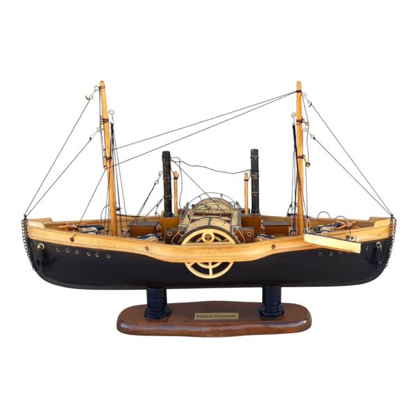 Wooden Model Ship Radaviso Salamander 47cm Long x 17cm Wide x 32cm High