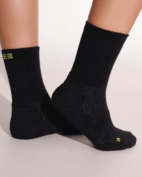 Breeth Moisture Wicking Cushioned Coolmax Travel 3/4 Crew Socks - Black