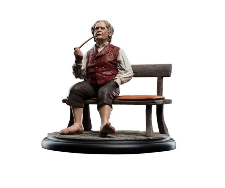 The Lord of the Rings: BILBO BAGGINS™ Miniature Statue