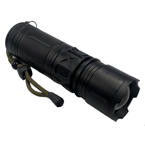 USB Charging LED Flashlight QD950 1000LM