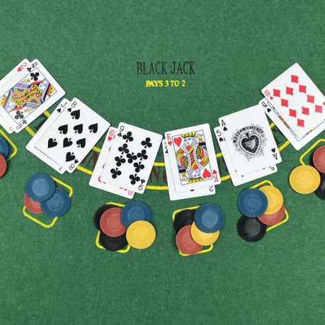 5 in 1 Casino Game Set Roulette, Poker, Black Jack, Craps, Poker