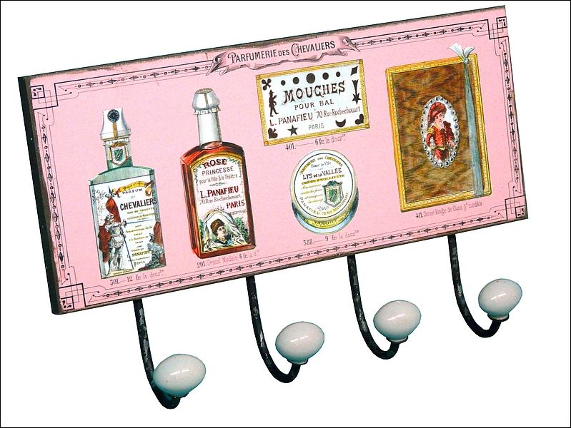 Baytiques - 4 Hook Perfume Bottles Pink