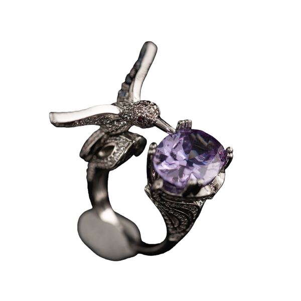 Exquisite And Beautiful Ring