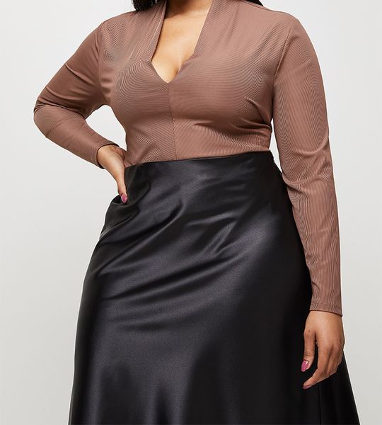 Women's MILLA Ribbed V Neck Bodysuit -Cognac