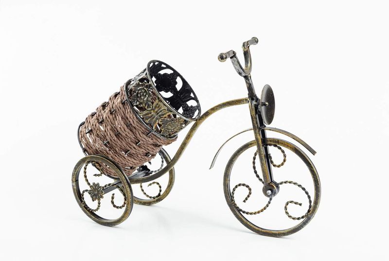 Home Gold Bicycle Wine Bottle Holder - Decorative Metal Wine Rack