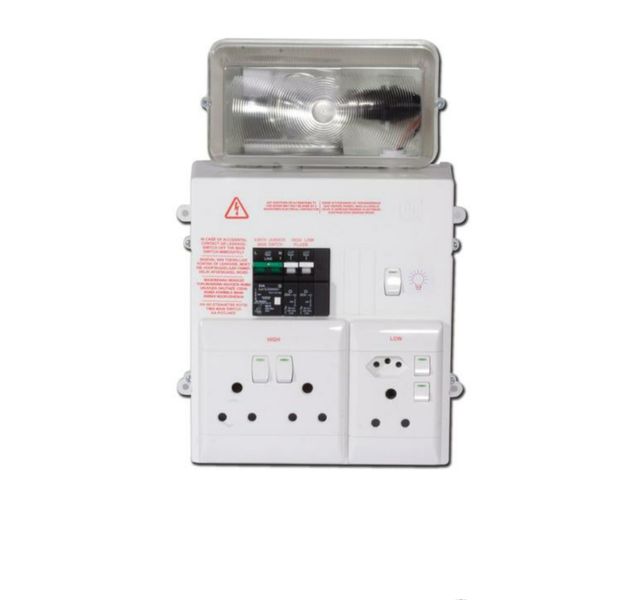 Populated DB Board 8 Ways with Bulkhead and 3 x 3-Pin - 1 x Schuko CBI