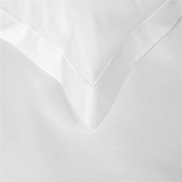 Miss Lyn 600 Thread Count Satin Oxford Duvet Cover in White