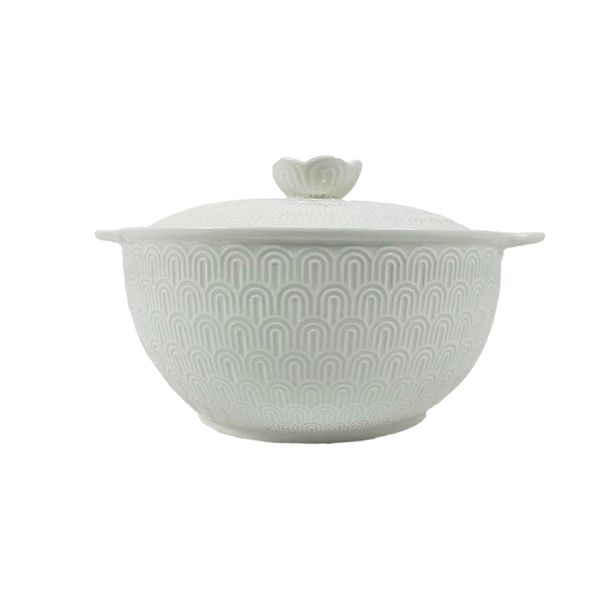 Awesome Casserole White Bowl With a Lid
