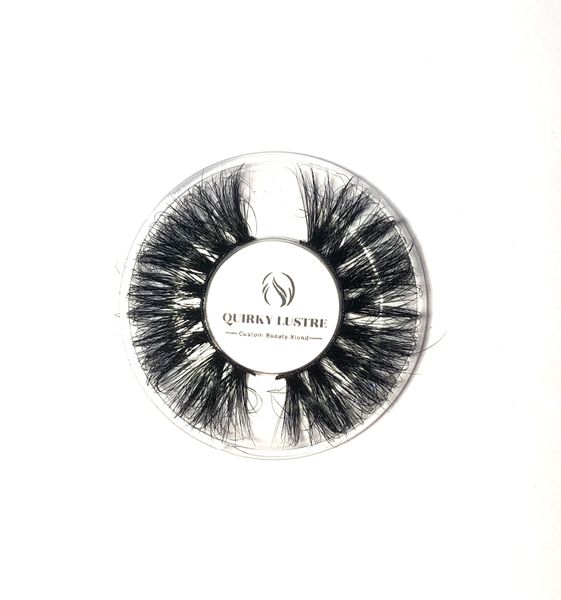 Quirky Lustre: 3D Mink Eyelashes - Iconic