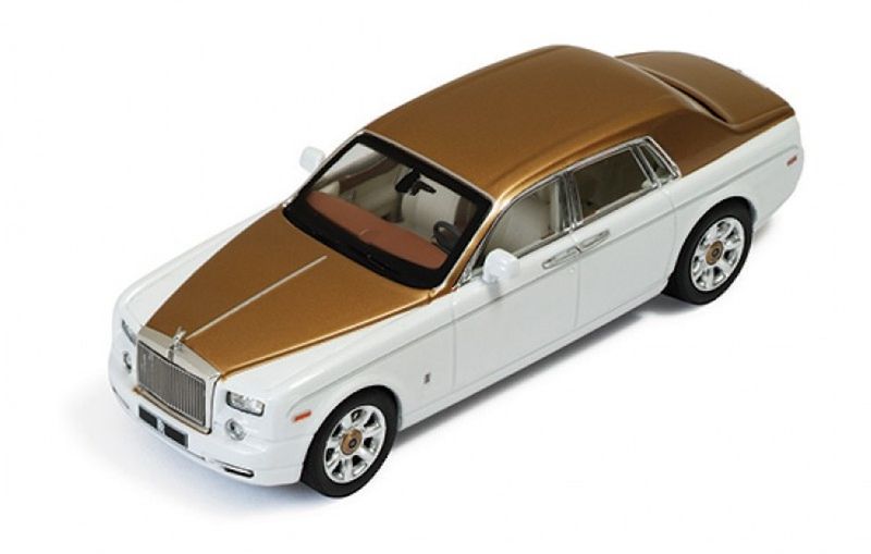 Rolls-Royce Phantom 2010 by IXO Collectors Die Cast (MOC162)