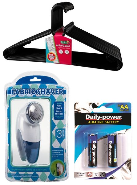 Lint Remover Large 3 Blade - Batteries Included + Clothes Hangers Plastic Pack 20 Black