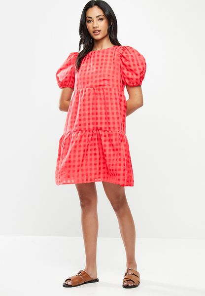 Women's Glamorous Petite Puff Sleeve Tiered Mini Dress - Red