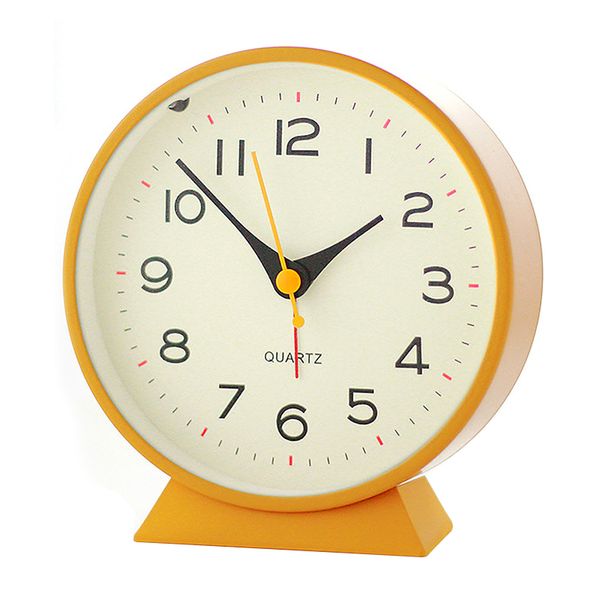 QYNIAL Analog Alarm Clock, Silent Metal Table Clock with Night Light