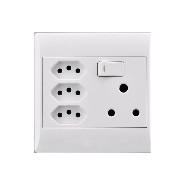 Socket 4X4 3Xeuro+16A White E/Mate
