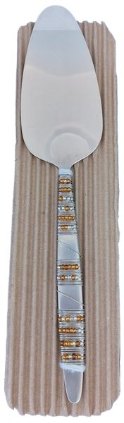 Beaded Decorative Cake Lifter