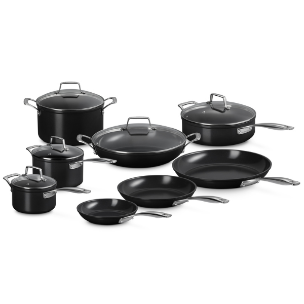Le Creuset Essential Non-Stick Ceramic 8-Piece Cookware Set