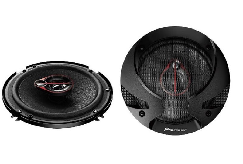 Pioneer 6 inch 3Way 300Watt Speakers