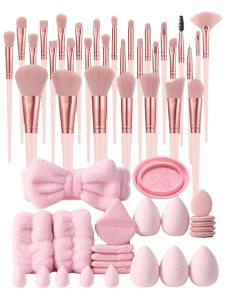 54 Piece Makeup Brush Collection With Beauty Blenders &amp; Powder Puffs - Pink