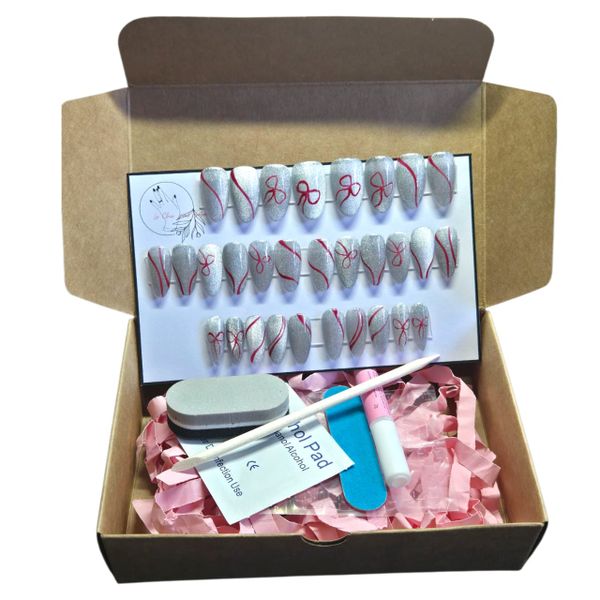 Press on Nails - Oval Silver Cateye - Red Detail