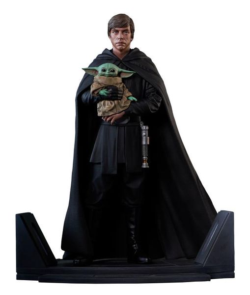 Star Wars Premier Collection Mandalorian Luke &amp; Grogu Statue