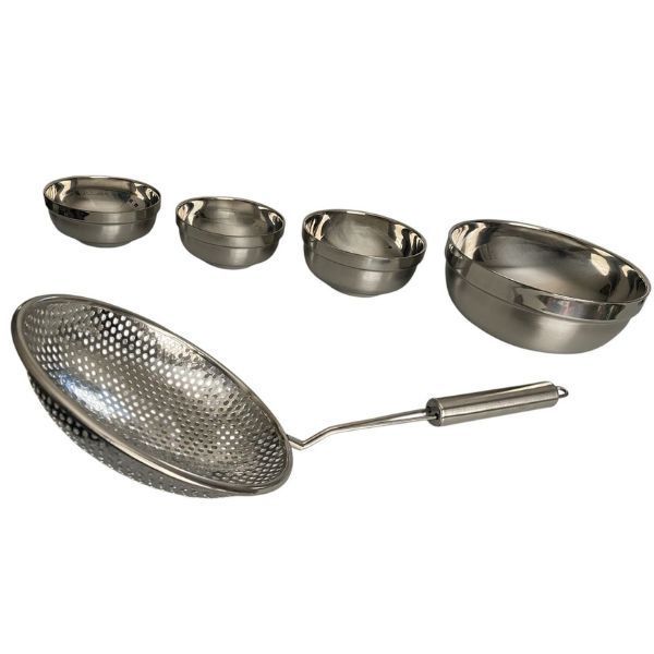 Bowl Set - Stainless Steel - Includes Large Strainer - Silver - Set of 5