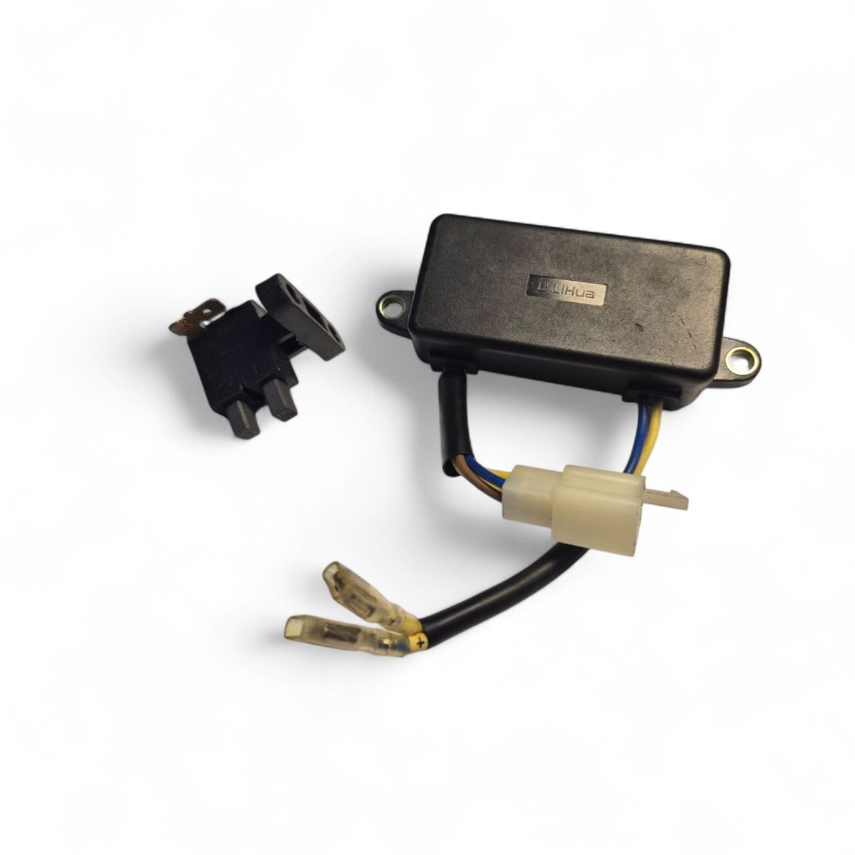 Square Generator AVR (Automatic Volt Regulator) - 1.2kva -3kva + Brush Set