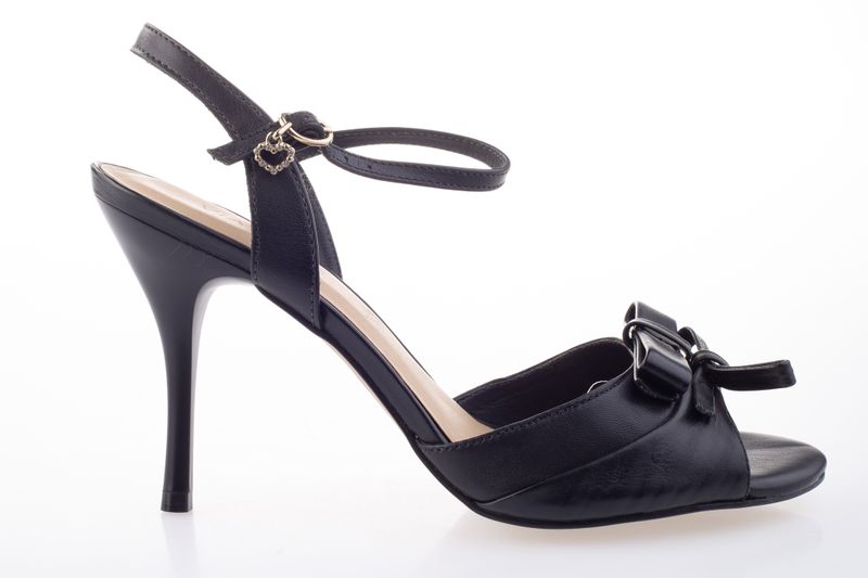 Via Uno Women's Detailed Heels-Black