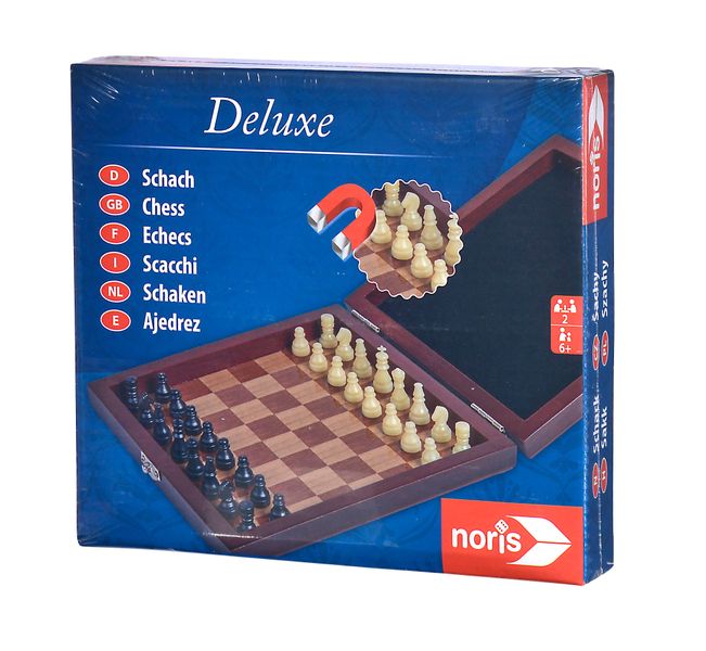 Noris - Deluxe Magnetic Chess in Wooden Box