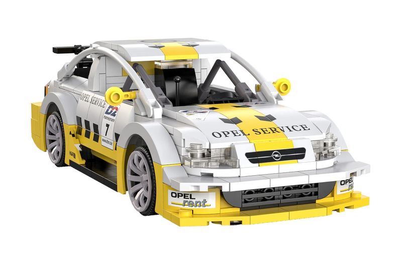 CaDA R/C 1/20 Opel Astra V8 Coupe - 330 pieces - 21cm Long