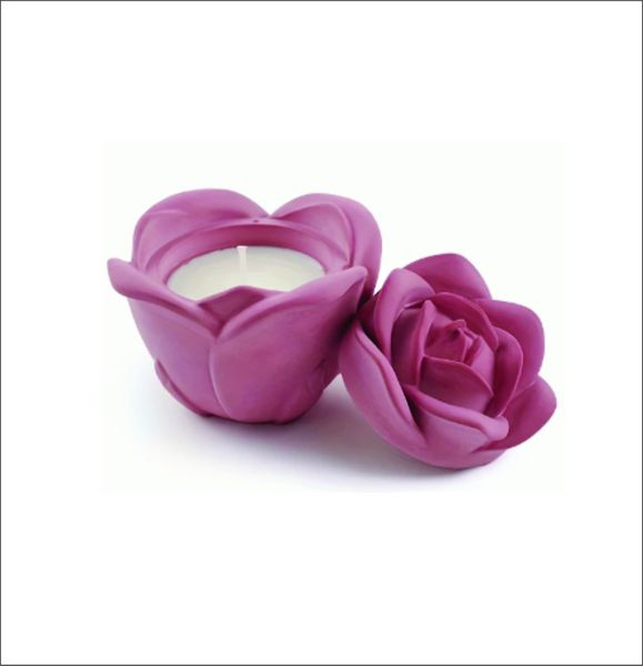 Rose shaped pot with Vanilla &amp; Pomegrante fragrance wax candle