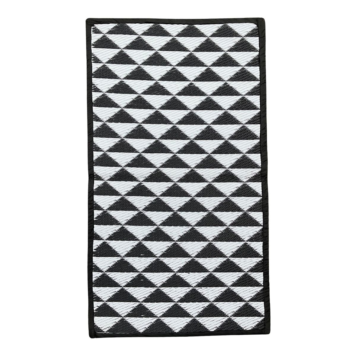 Rug It Up Indoor / Outdoor Plastic Rug Triangles Black 100 x 60cm