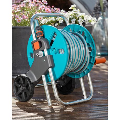 How to Set Up the Gardena Clever Roll Hose Reel 