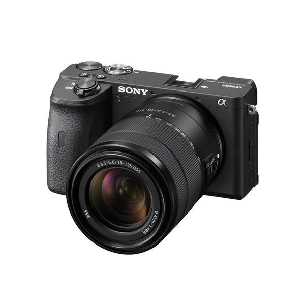 Sony a6600 24.2MP Mirrorless Camera with 18-135mm Lens