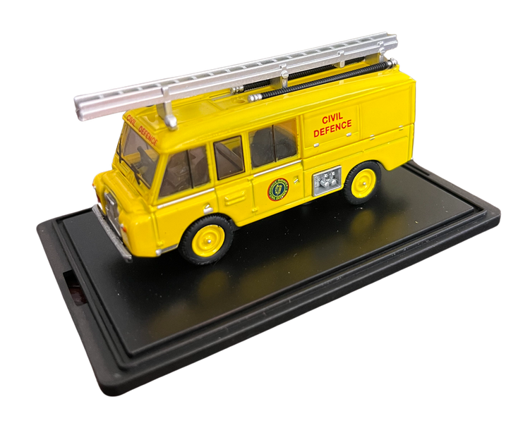 Land Rover FT6 Civil Defence Collectors Model Car (76LRC006)