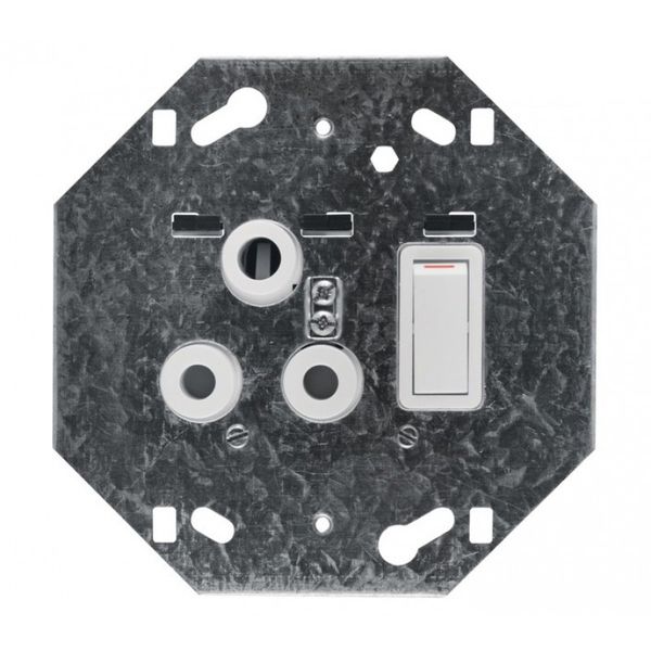 Crabtree - Socket Switch - Classic - Singl - 16A - 100 x 100 - 3 Pack