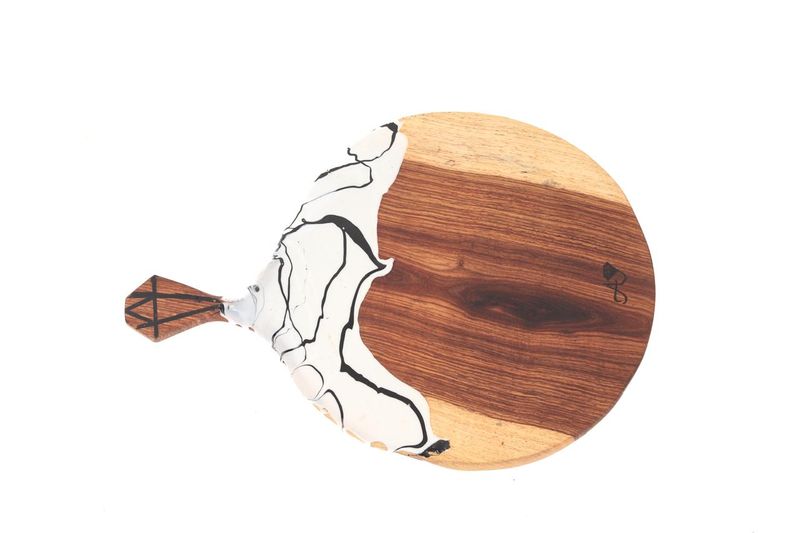 Amile Wines Lifestyle 35cm Cutting Board