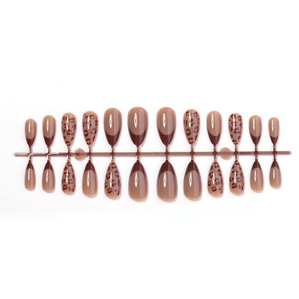Autumn and Winter Style Press-on Nails in Almond Brown