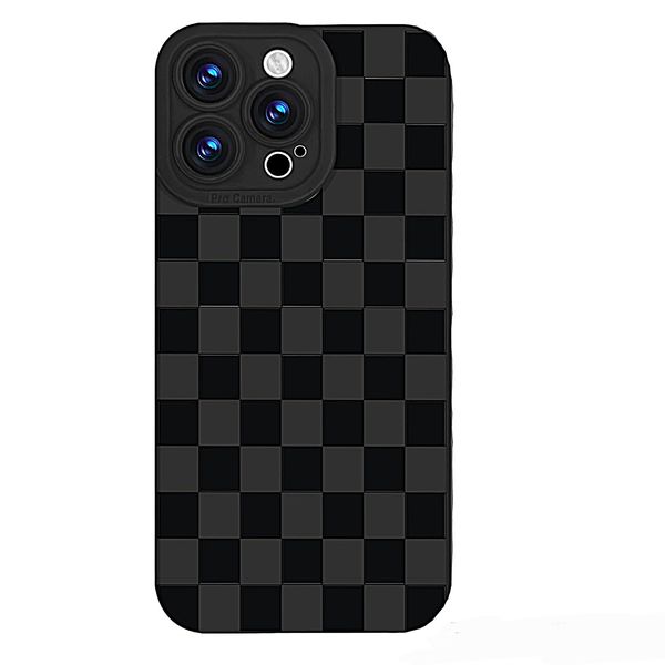 Phone Cover Compatible with Samsung Galaxy S21 - Checkered Design