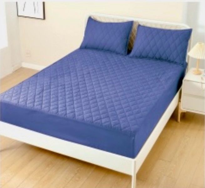 Full Quilted Fitted Waterproof Mattress Cover