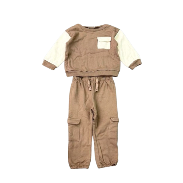 Coffee Brown Sweatshirt and Joggers/Tracksuit Outfit