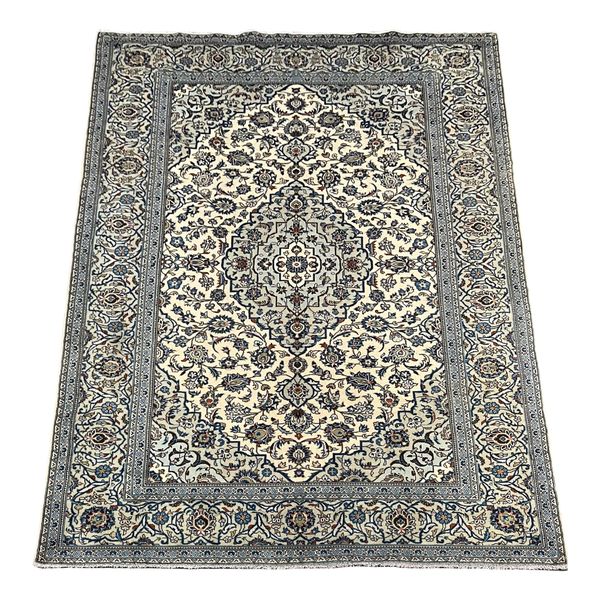 310 x 196 cm Handmade Kashan Woolen Hall Size Rug