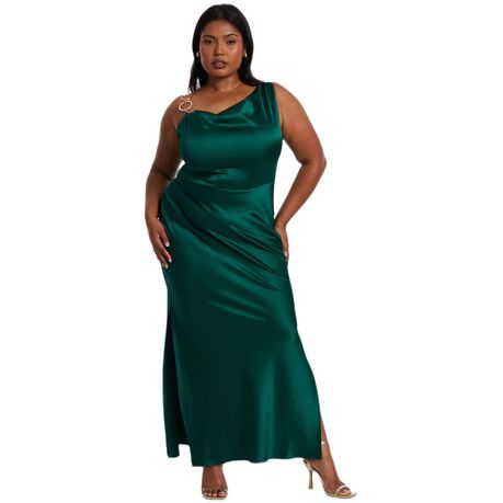 Quiz shops curve bridesmaid dresses