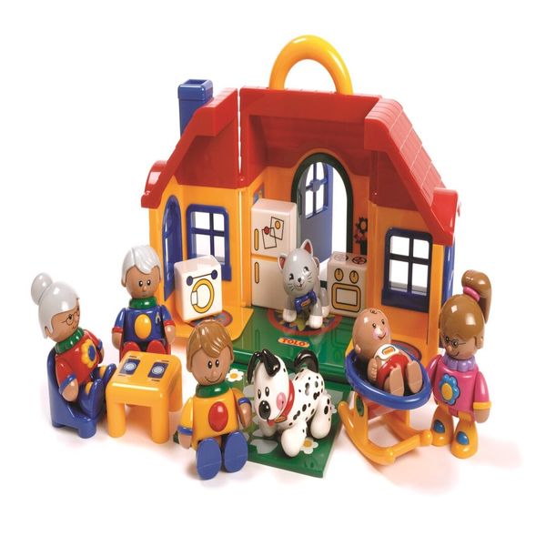 Tolo First Friends At Home