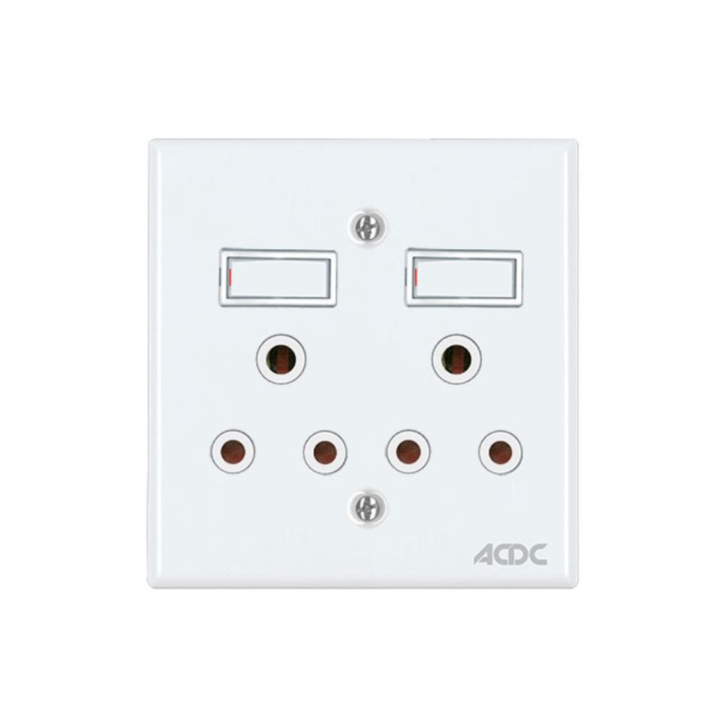 classic-sockets-4-x-4-2-x-16a-switched-sockets-white-5-pack-buy