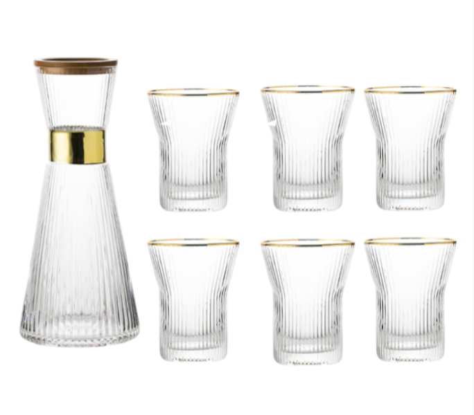 Pitcher Glass With Lid and Glasses
